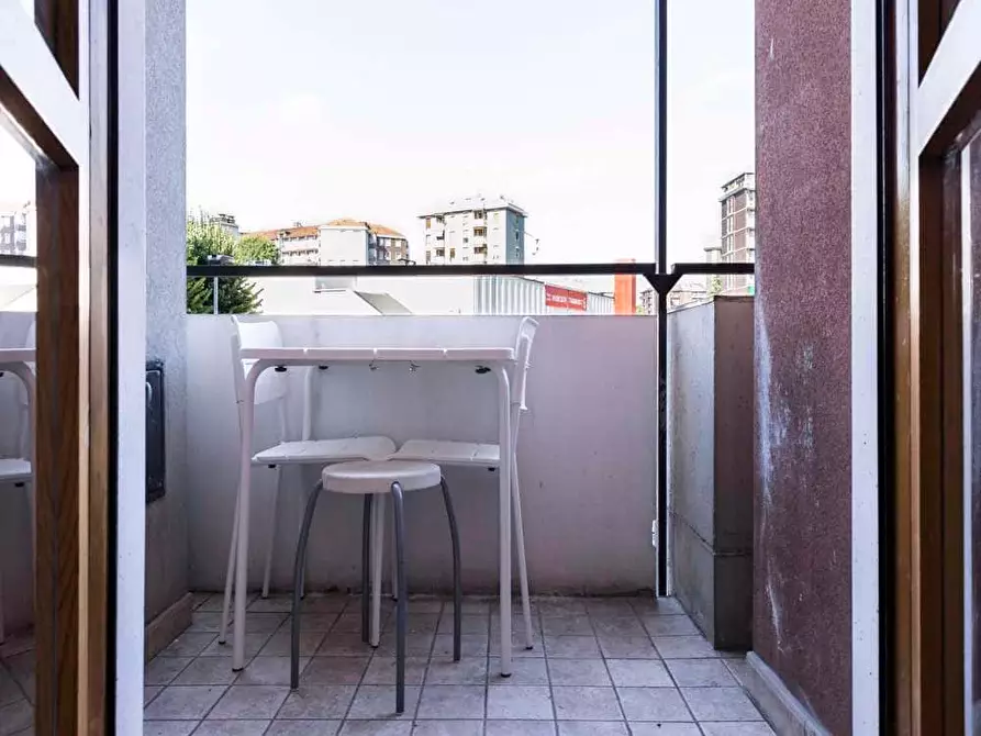 Immagine 22 di Camera in affitto  in via Rosa Vergani Marelli2 a Milano