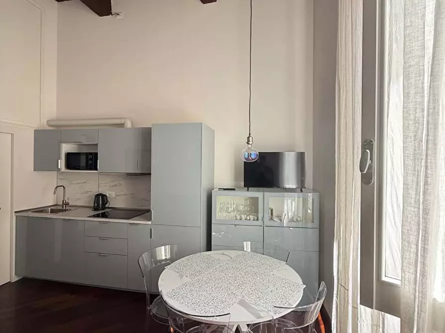 Immagine 8 di Appartamento in affitto  in Via Castiglione18 a Bologna