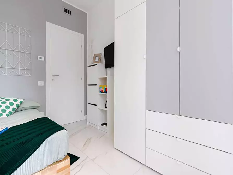 Immagine 2 di Camera in affitto  in Viale Bligny28 a Milano