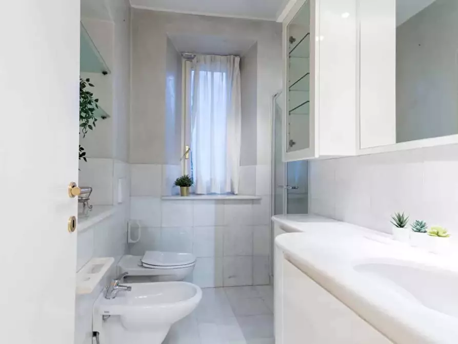 Immagine 22 di Appartamento in affitto  in Via Vittorio Emanuele II a Cernobbio