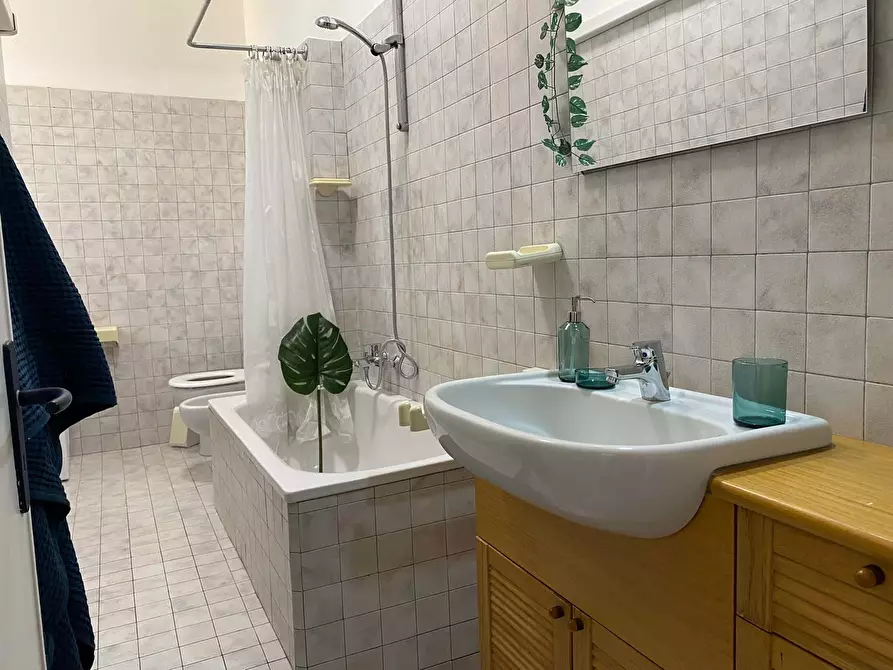 Immagine 3 di Camera in affitto  in Via Carlo Jussi43 a San Lazzaro Di Savena