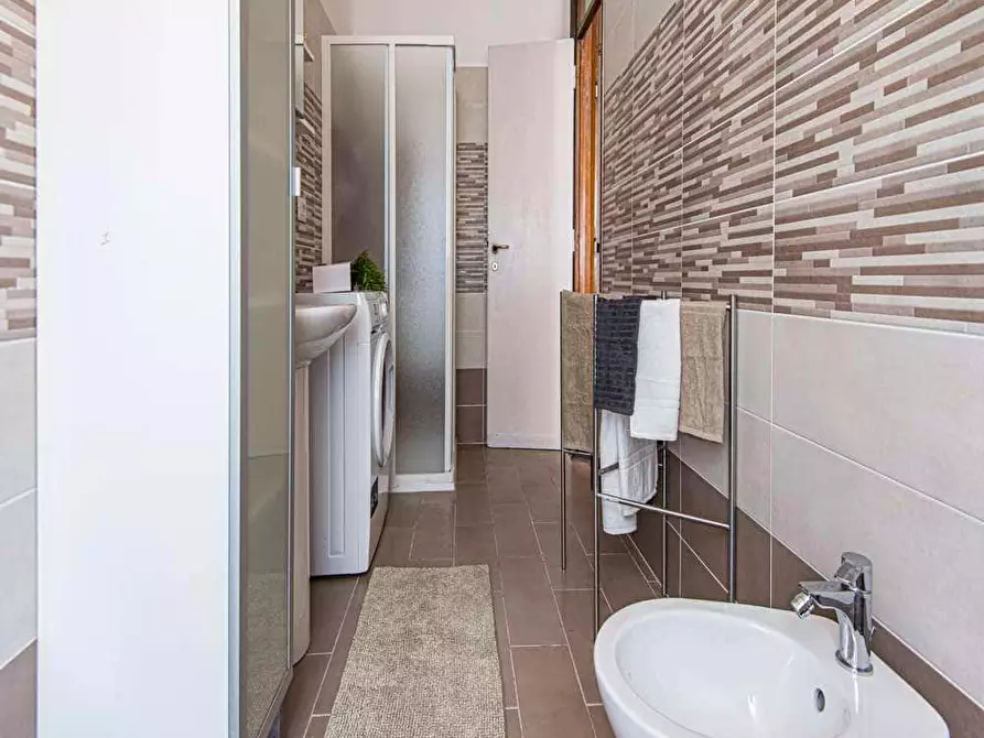 Immagine 10 di Camera in affitto  in Via Pordenone13 a Milano