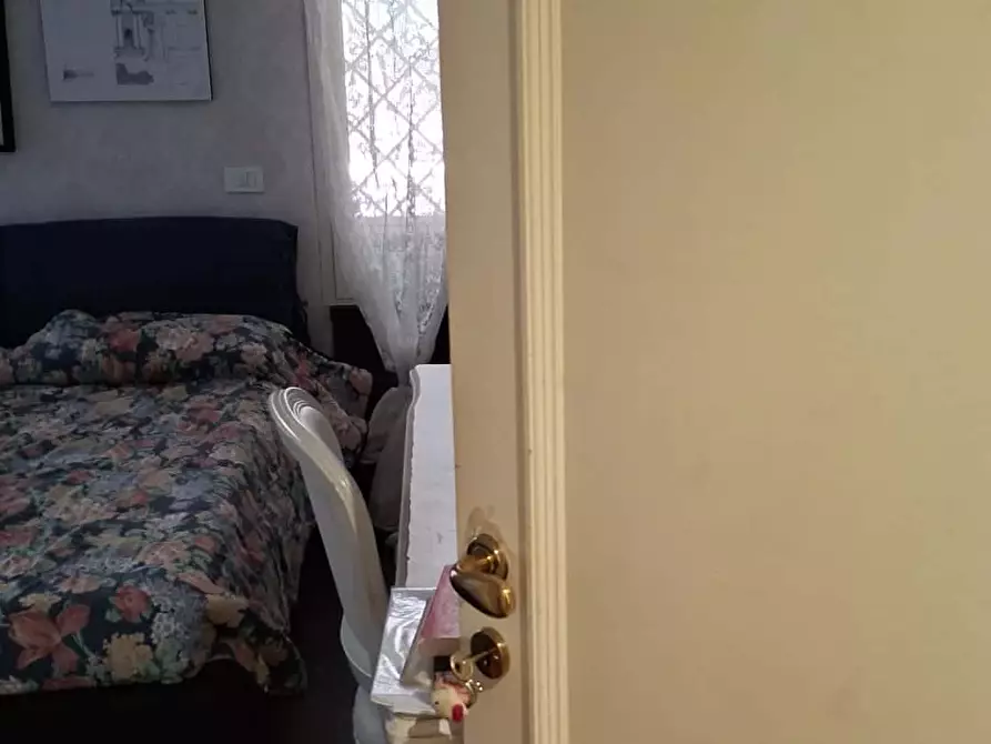 Immagine 9 di Camera in affitto  in Via Laurentina26G a Roma