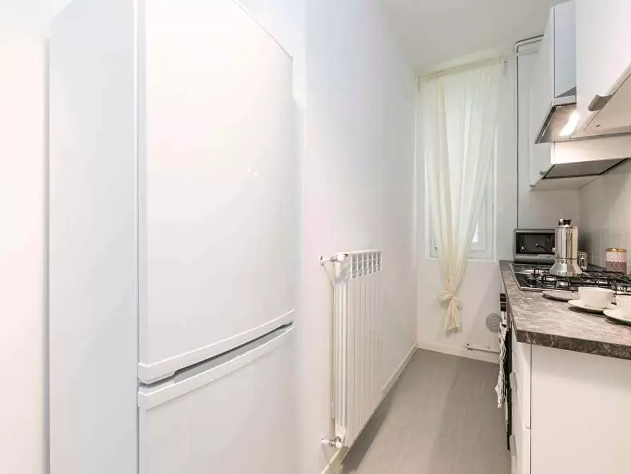 Immagine 30 di Camera in affitto  in Corso San Gottardo40 a Milano