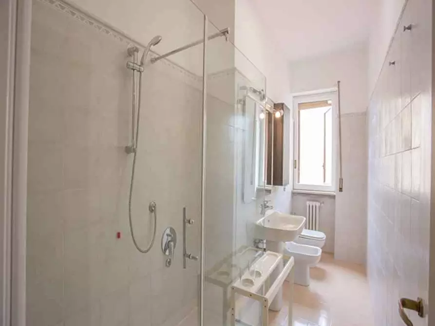 Immagine 7 di Camera in affitto  in Via Farneti4 a Milano