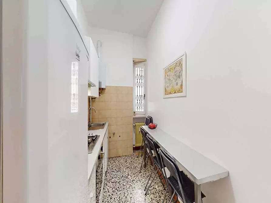 Immagine 9 di Camera in affitto  in Via Anco Marzio4 a Milano