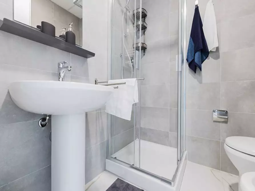 Immagine 4 di Camera in affitto  in Viale Bligny28 a Milano