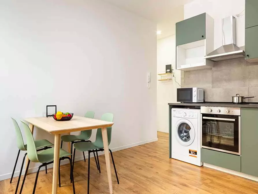 Immagine 14 di Camera in affitto  in Via Tolmezzo18 a Milano