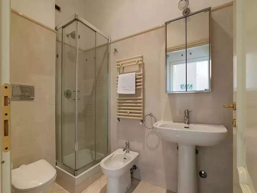 Immagine 32 di Appartamento in affitto  in Piazza del Porto di Ripetta1 a Roma