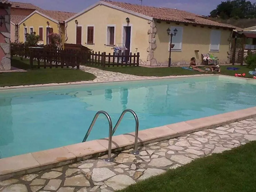 Immagine 1 di Appartamento in affitto  in Via dei Salici a Badesi