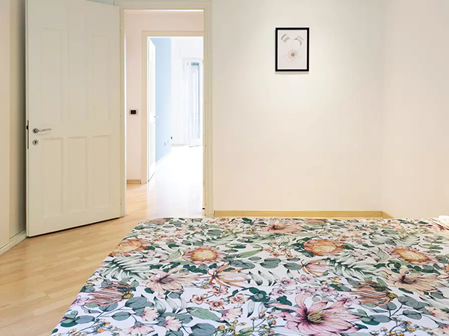 Immagine 3 di Camera in affitto  in Via Andrea Costa1 a Milano