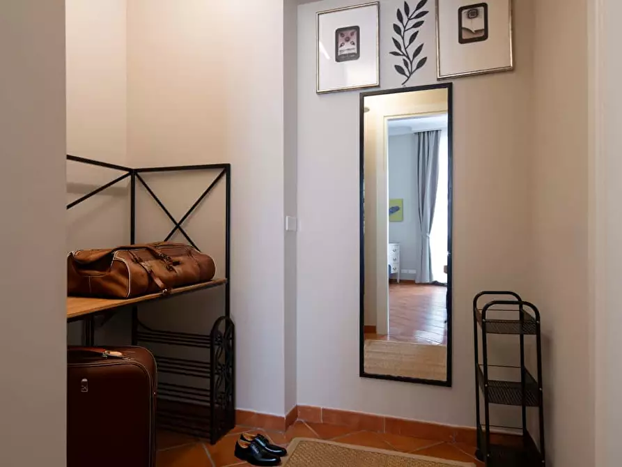 Immagine 7 di Appartamento in affitto  in Via Cavour310 a Roma