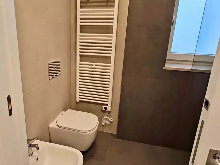 Immagine 5 di Appartamento in affitto  in Corso Italia7 a Trieste