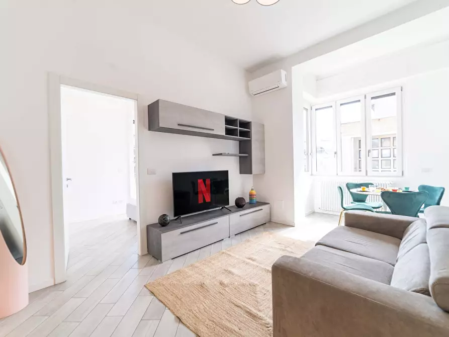 Immagine 4 di Appartamento in affitto  in Via Tonale5 a Milano