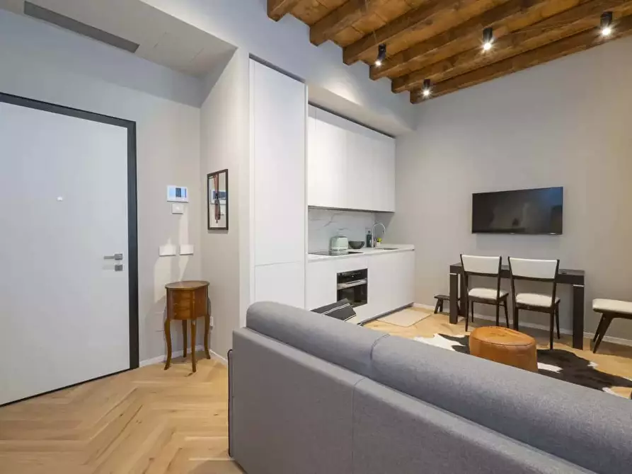 Immagine 8 di Appartamento in affitto  in Via Matteo Bandello22 a Milano