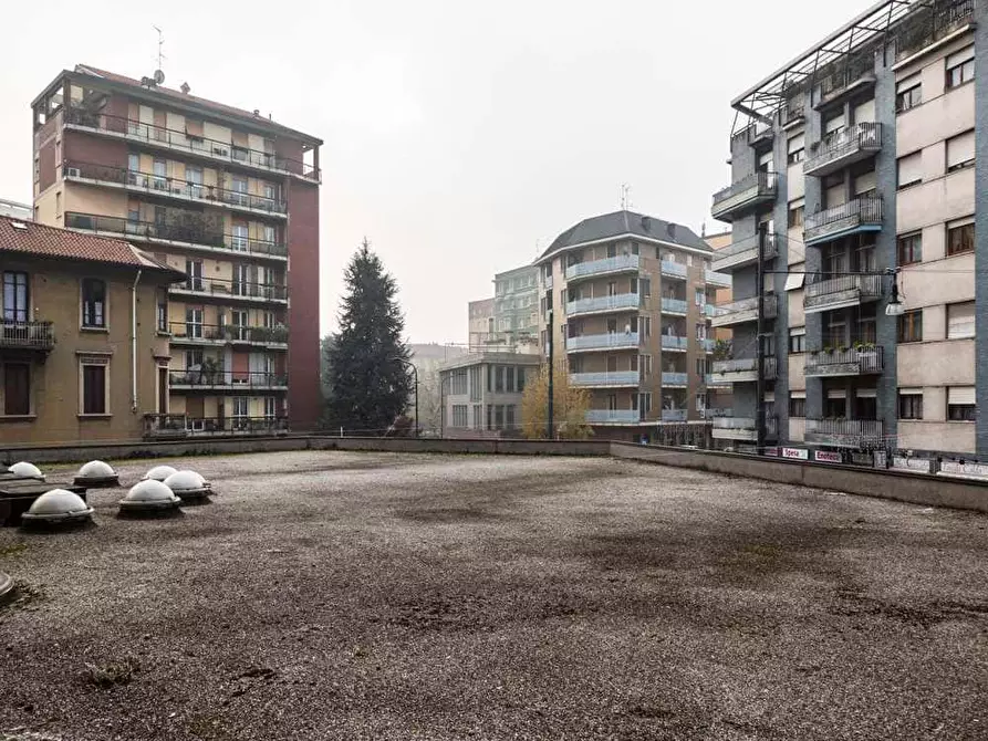 Immagine 31 di Camera in affitto  in Via Francesco Arese12 a Milano