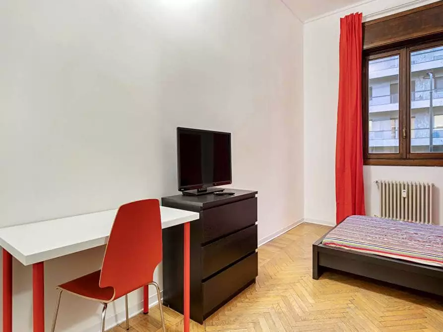 Immagine 3 di Camera in affitto  in Corso di Porta Vittoria8 a Milano