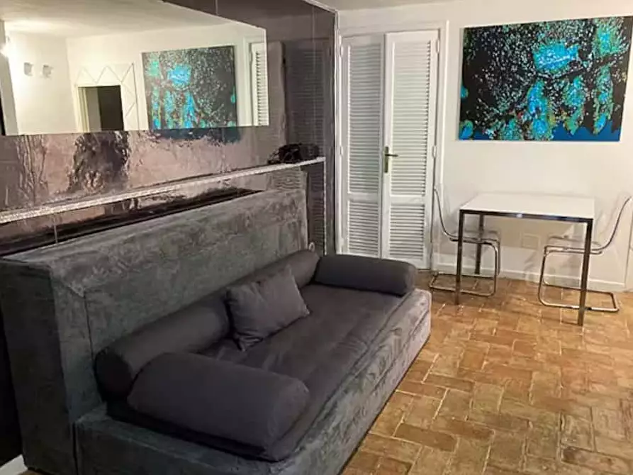 Immagine 9 di Appartamento in affitto  in Discesa Gaiola72 a Napoli