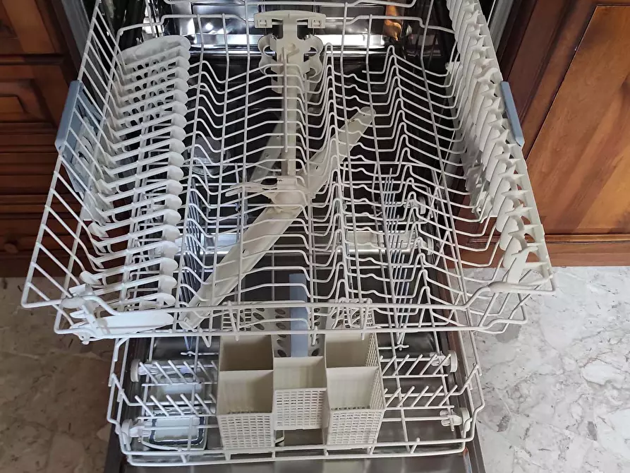 Immagine 20 di Appartamento in affitto  in Via Leone Pincherle4 a Venezia