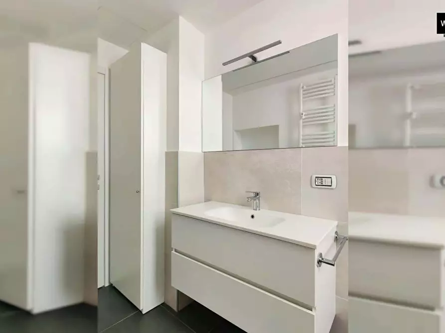 Immagine 11 di Camera in affitto  in Via Mac Mahon a Milano