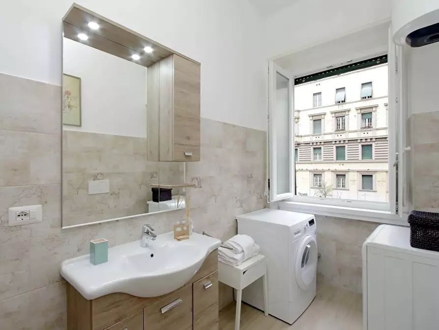 Immagine 1 di Appartamento in affitto  in Via Buccari11 a Roma