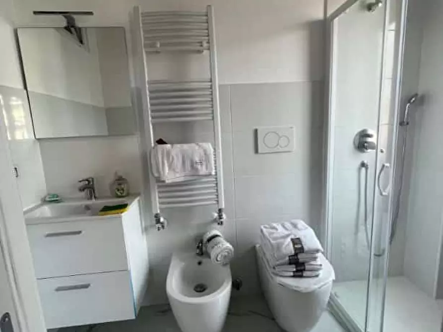 Immagine 11 di Camera in affitto  in Via Vipacco4 a Milano