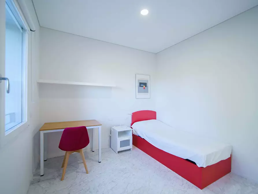 Immagine 39 di Appartamento in affitto  in Via degli Ottoboni43 a Milano