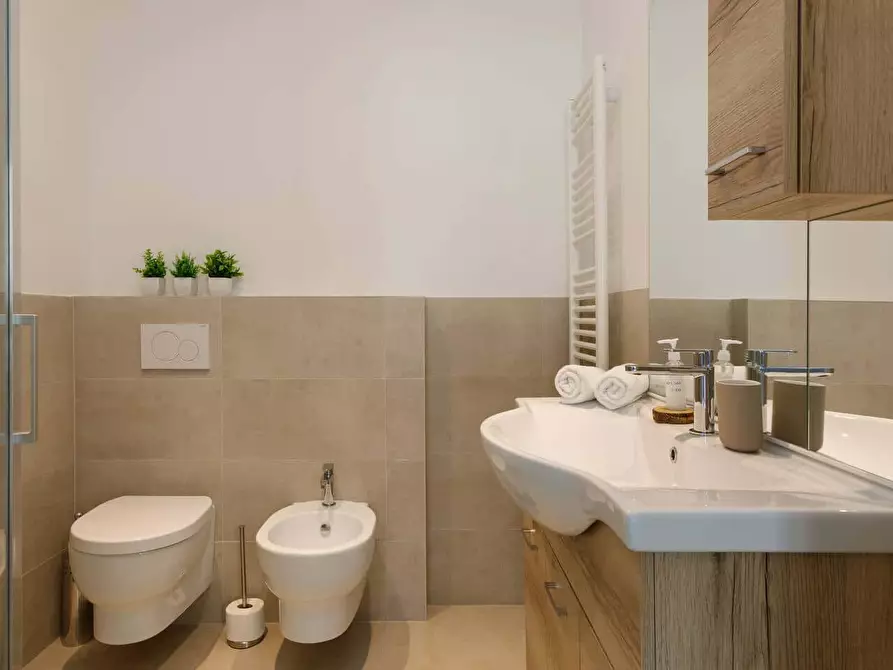 Immagine 16 di Appartamento in affitto  in Via degli Artisti3a a Trieste