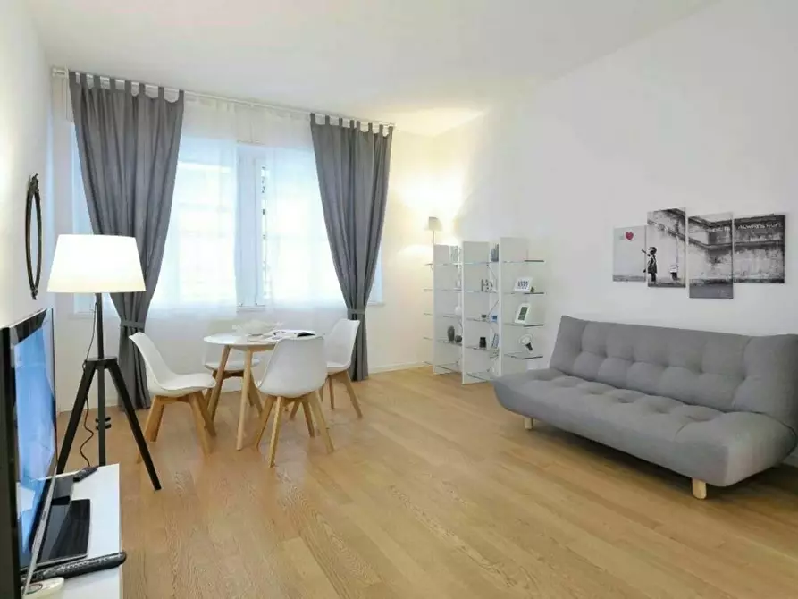 Immagine 1 di Appartamento in affitto  in Via Olmetto10 a Milano