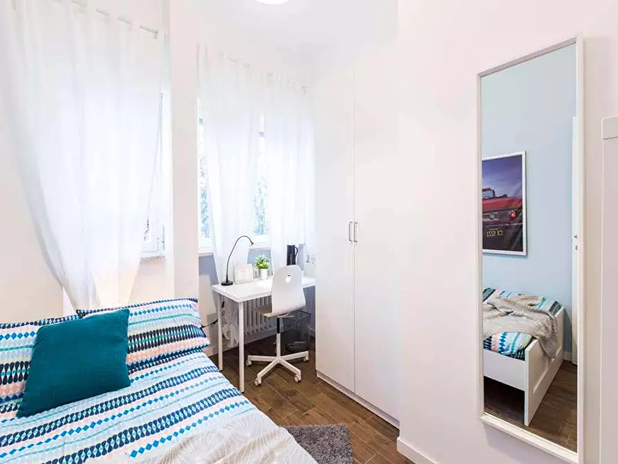 Immagine 8 di Camera in affitto  in Via Moncalvo31 a Milano