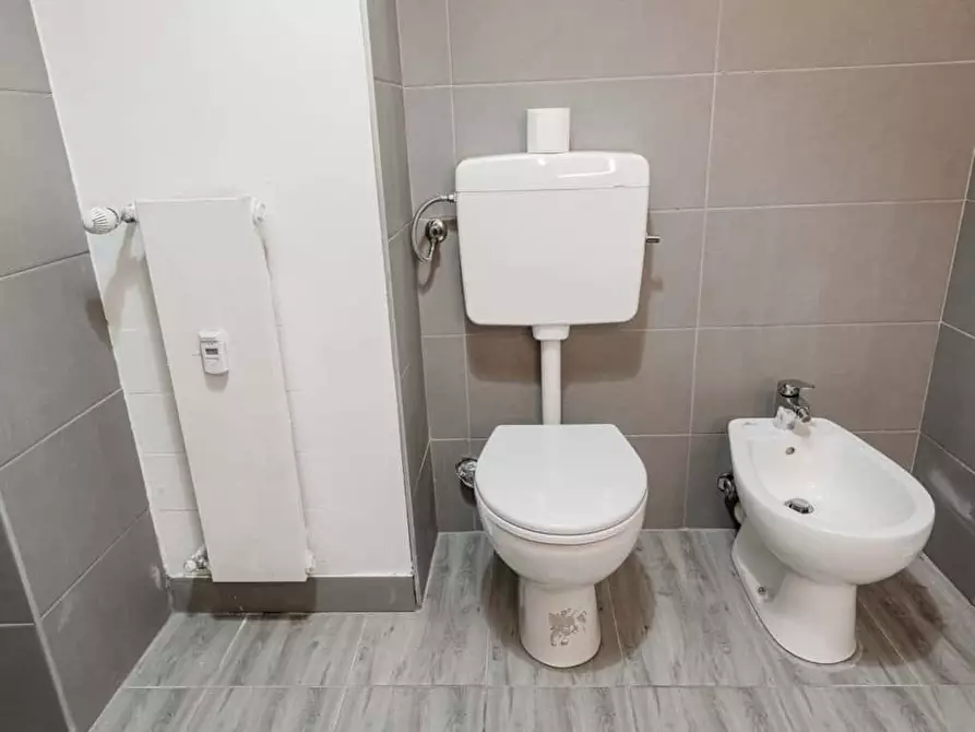 Immagine 14 di Camera in affitto  in Via Curtatone14 a Milano