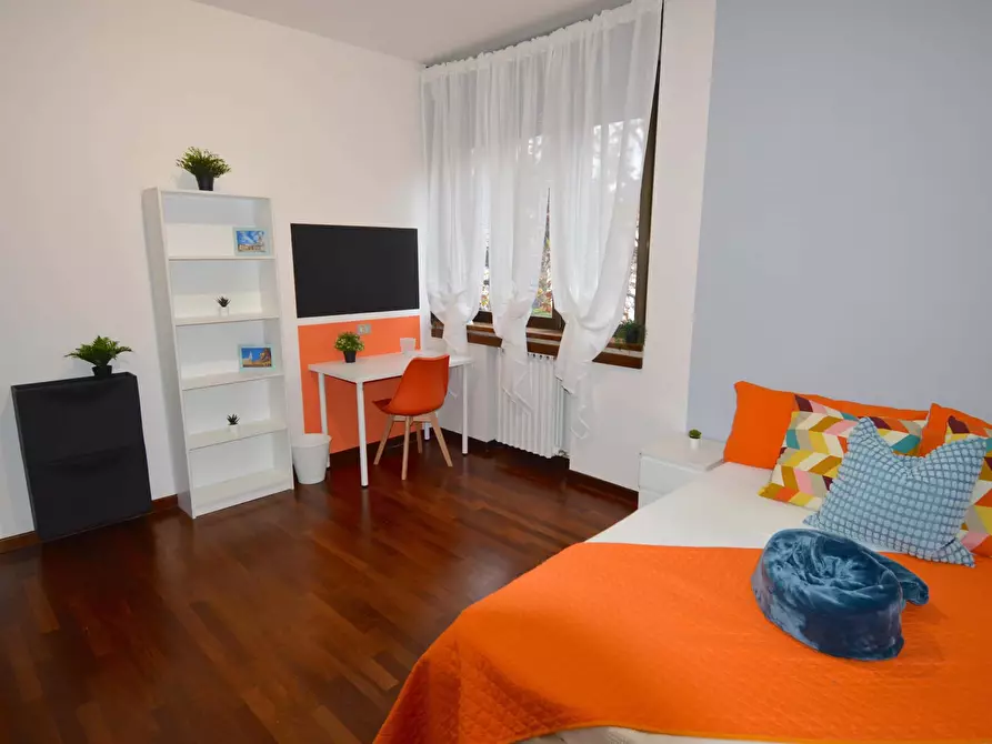 Immagine 3 di Camera in affitto  in Via Pietro Giardini111 a Modena