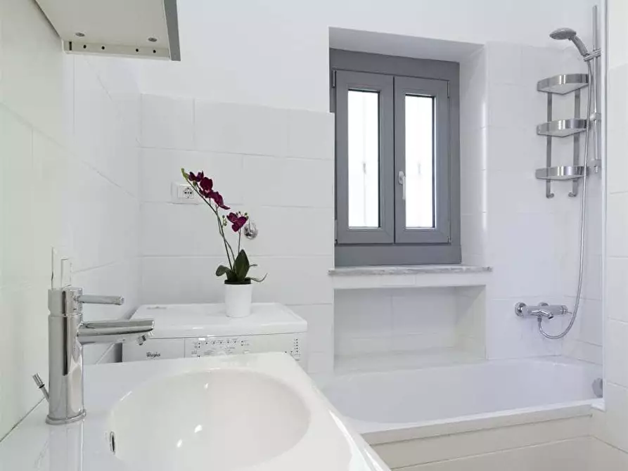 Immagine 8 di Camera in affitto  in Via Riccardo Arnò10 a Milano