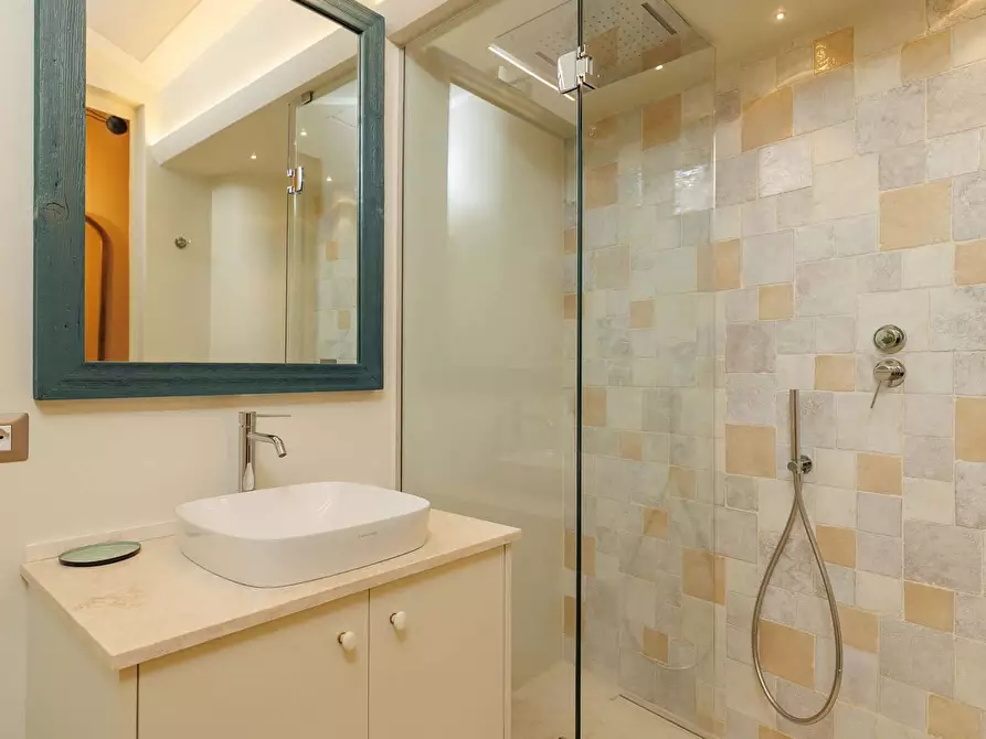 Immagine 38 di Appartamento in affitto  in Via San Sebastiano a Cortona