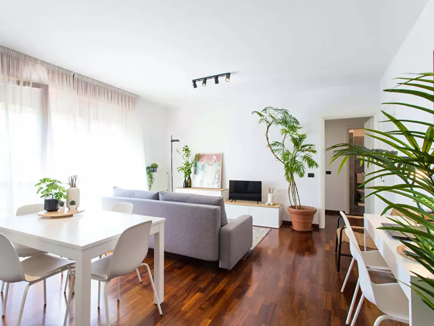 Immagine 5 di Appartamento in affitto  in Via Arcivescovo Calabiana a Milano