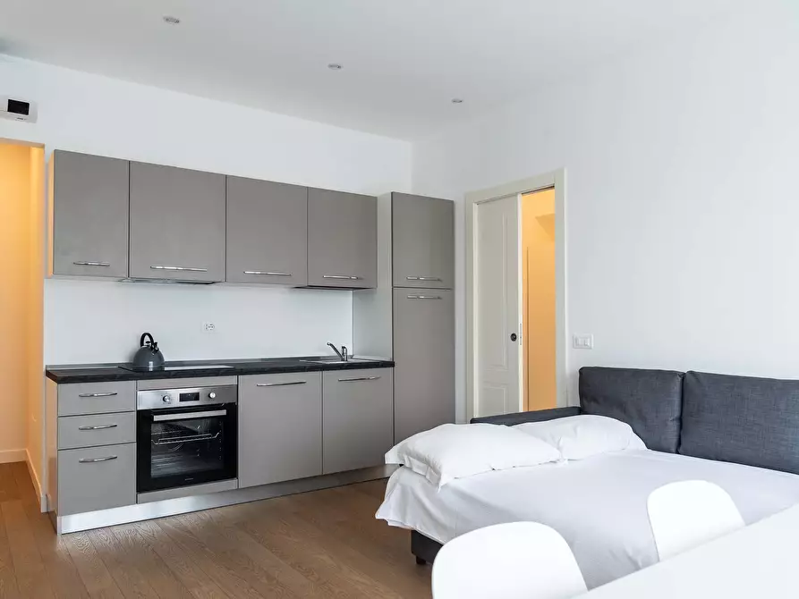 Immagine 12 di Appartamento in affitto  in Via Melchiorre Gioia1 a Milano