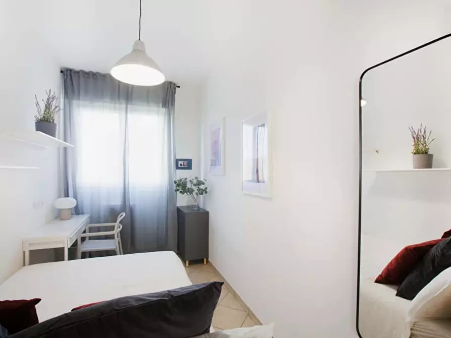 Immagine 3 di Camera in affitto  in Via Federico Engels1 a Milano