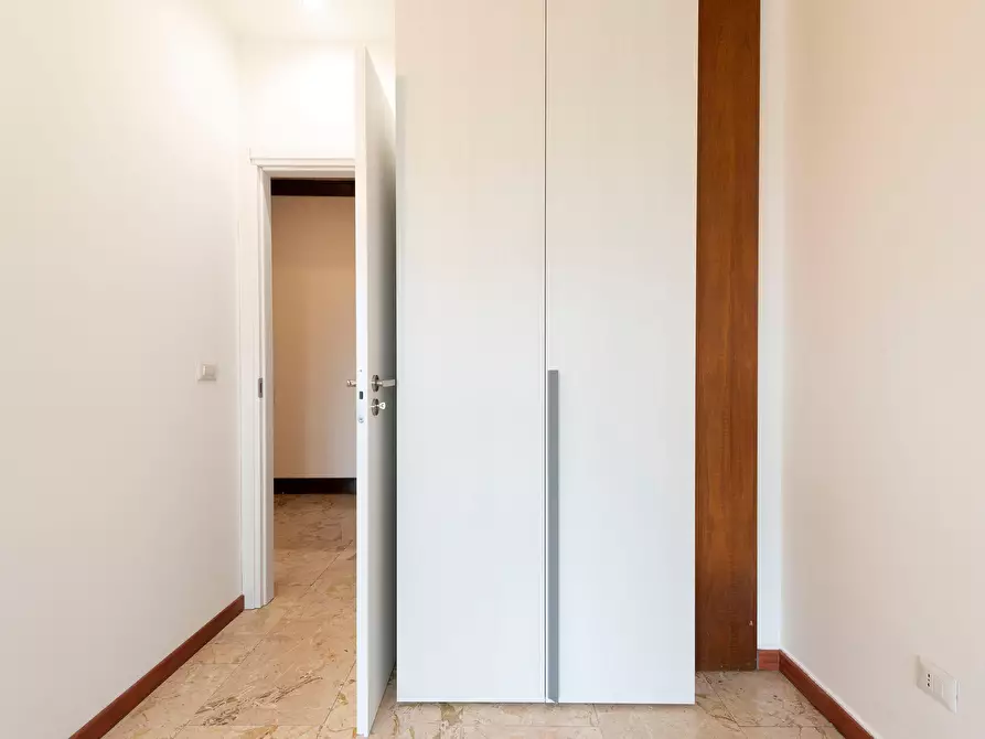 Immagine 4 di Camera in affitto  in Viale Beatrice d'Este30 a Milano