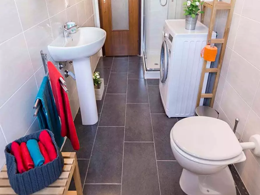 Immagine 43 di Camera in affitto  in via Rosa Vergani Marelli2 a Milano