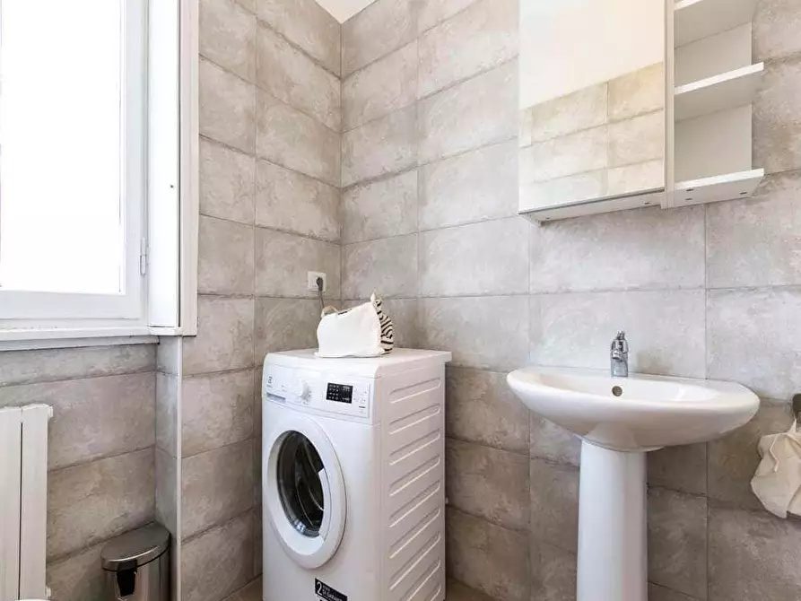 Immagine 19 di Camera in affitto  in Via Eugenio Pellini4 a Milano