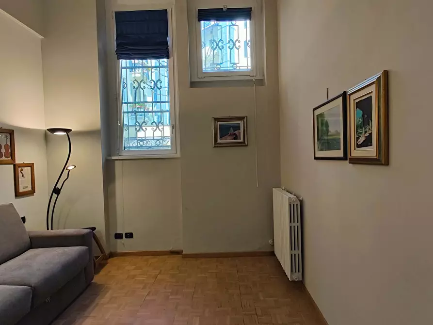 Immagine 10 di Appartamento in affitto  in Via Luigi Settembrini60 a Milano