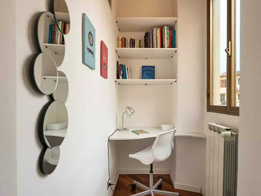 Immagine 5 di Appartamento in affitto  in Vicolo del Barbi a Firenze