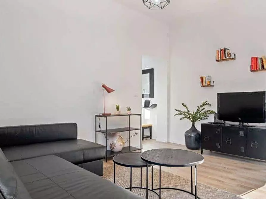 Immagine 2 di Appartamento in affitto  in Via Augusto Romagnoli39 a Bologna