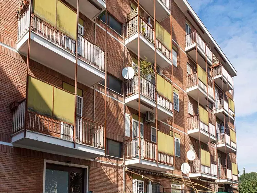 Immagine 19 di Camera in affitto  in Via Montebruno12 a Roma