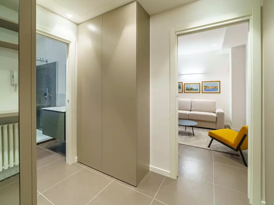 Immagine 27 di Appartamento in affitto  in Via San Senatore2 a Milano