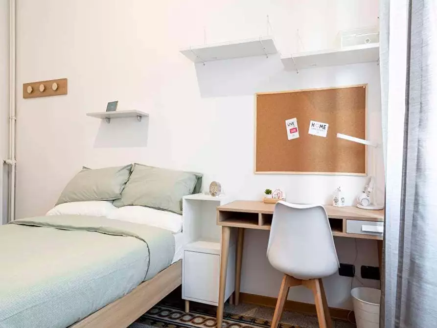 Immagine 4 di Camera in affitto  in Via Carmagnola13 a Milano