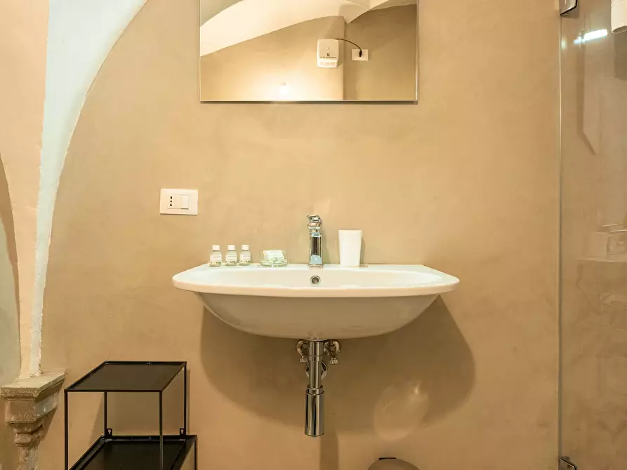 Immagine 29 di Appartamento in affitto  in Via dei Benci a Firenze