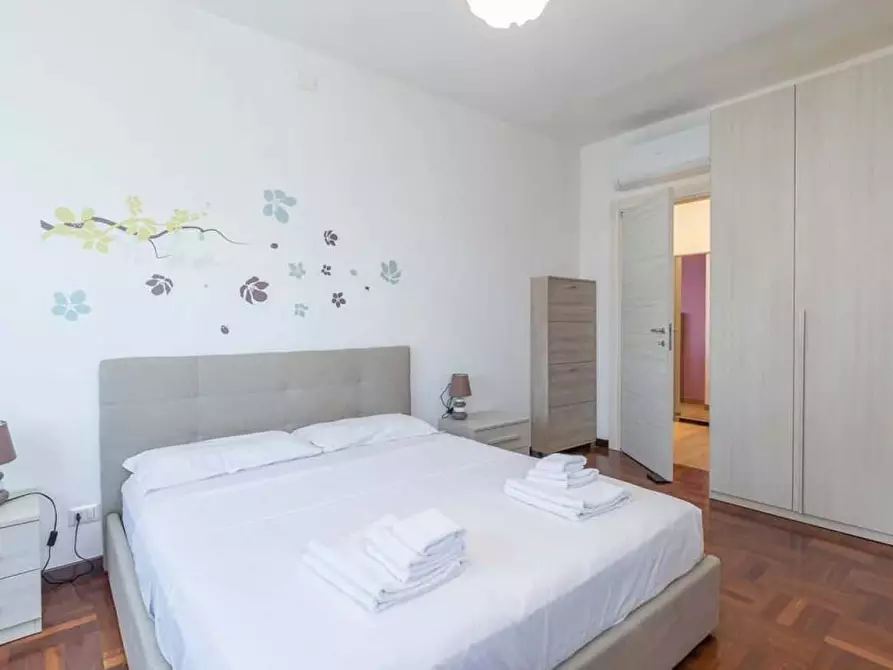 Immagine 19 di Appartamento in affitto  in Via Alcuino7 a Milano