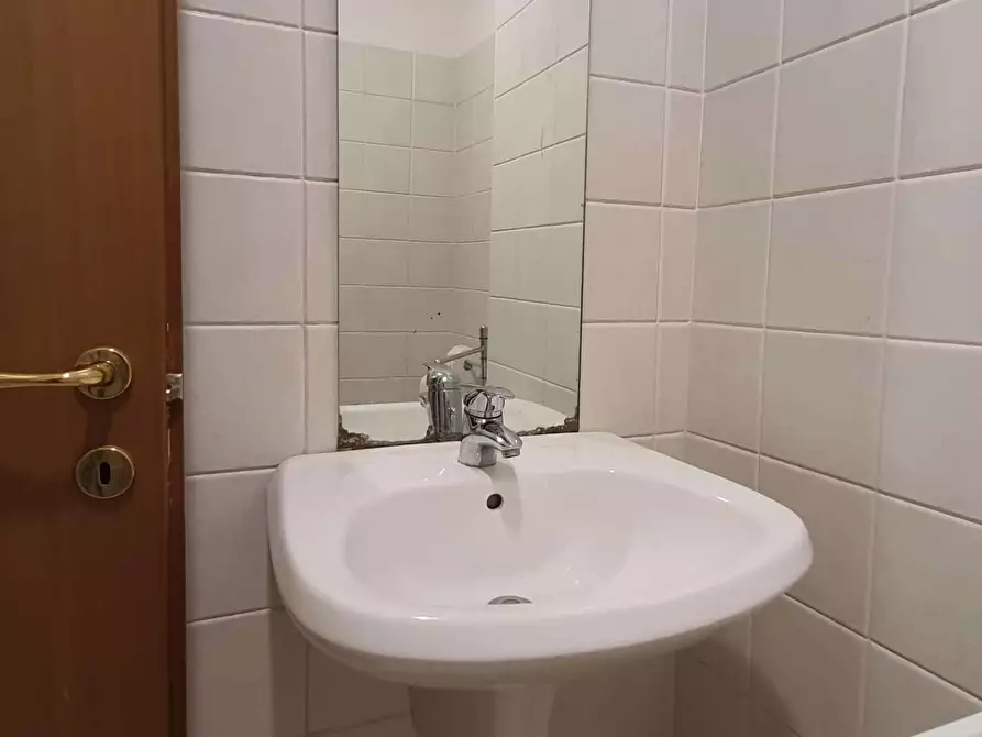 Immagine 16 di Camera in affitto  in Via Giuseppe Mazzini a Trento