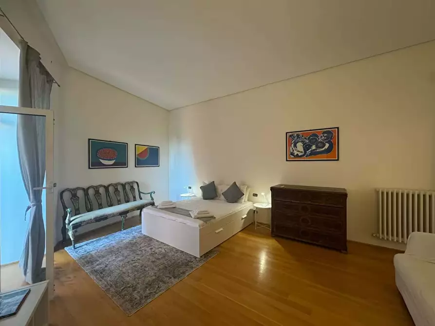 Immagine 4 di Appartamento in affitto  in Via dei Fienili43 a Roma